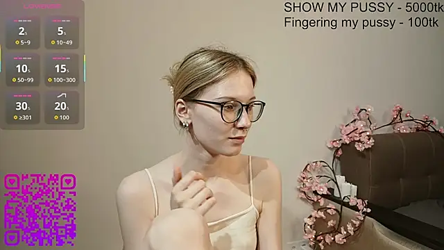 eileencrowday webcam