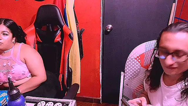 Loversonfire78 webcam