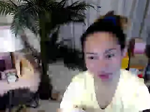AsianTrixxx webcam