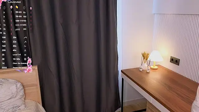 JazminLantey webcam