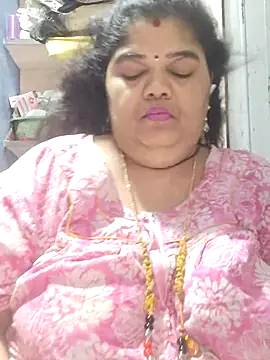 tamilthanushri webcam