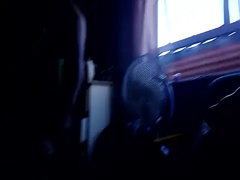 SexypuppyXX webcam