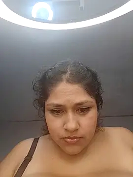 shantal1921 (F young) - dildo + squirt