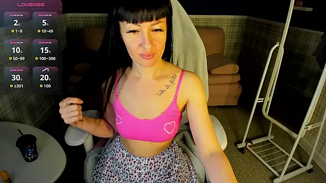 Nika_Blaze webcam