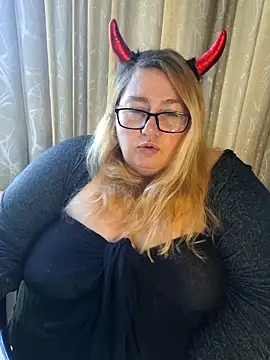 Iceprincess2bad4u webcam
