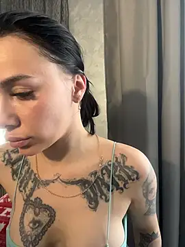 Queen_of_pain webcam