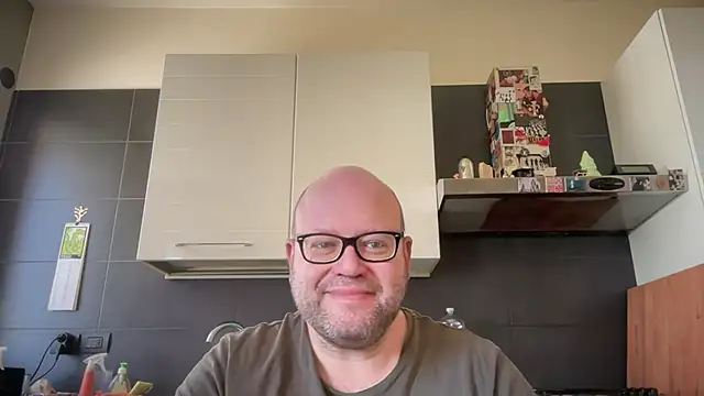 theitalianbear webcam