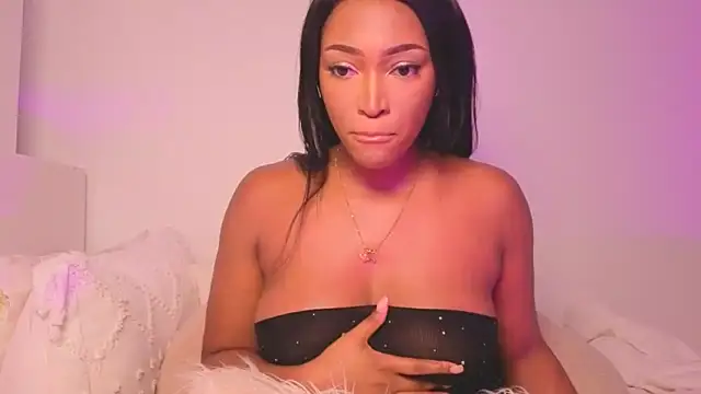 naomi19 webcam