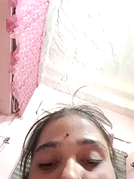 Deepjakolirr webcam