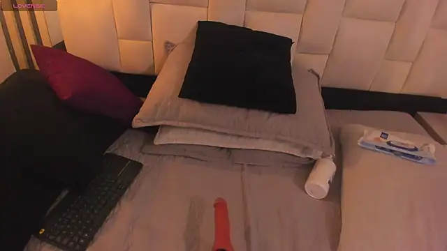 camila__herrera webcam