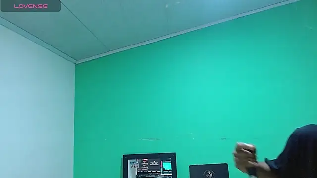 avaleri_cherry webcam