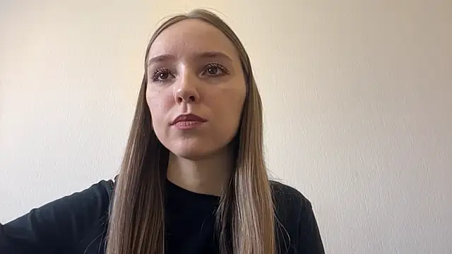 TanjaBrounson webcam