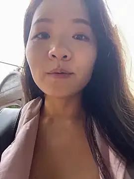 美女xiaochengzi505在线直播