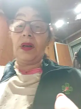 Love_Tina_Forever webcam