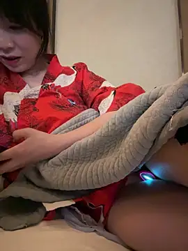 美女yourkeer在线直播