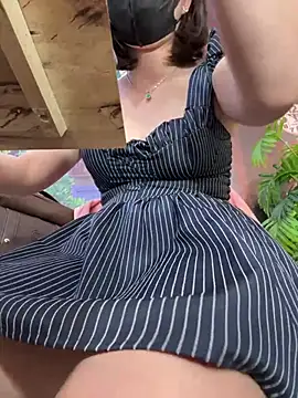 Emily-Nguyen webcam