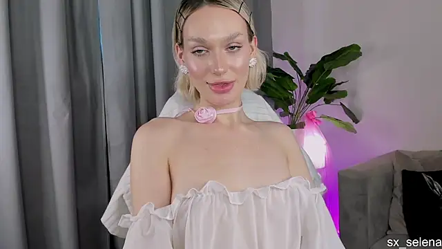 Ice_Strawberry webcam