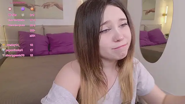 Lina_Glow webcam