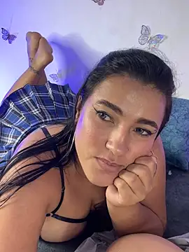 veronica__olsonn webcam