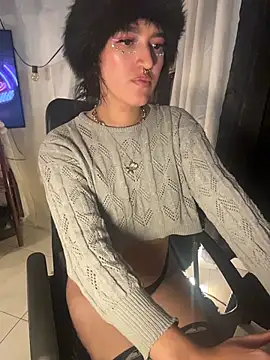 Webcam Model (gema_stone)  is live.Free join now!