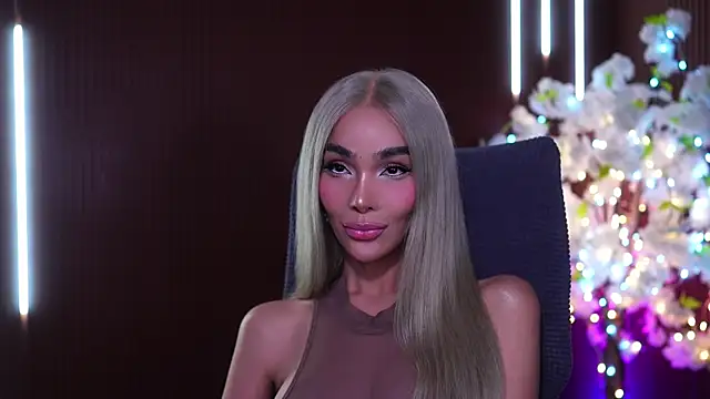 xxforyoureyesonlyxx webcam