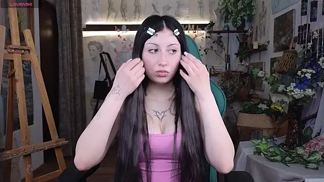 EffieMeowley webcam