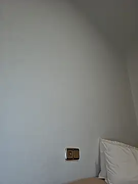 angelmoon04 - Angelmoon04's free webcam - UK Sex Cams