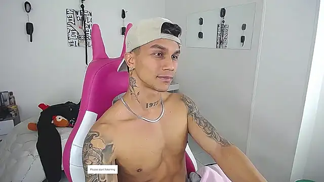 Leonard_Price webcam