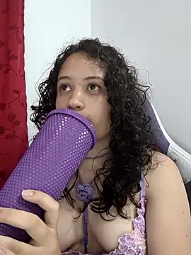 Alana_444 webcam