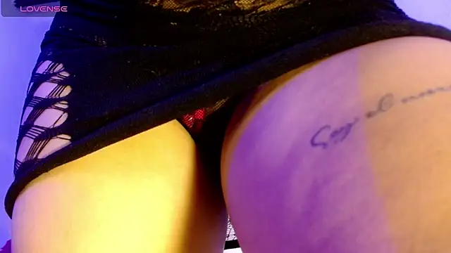 Aria_Rosex webcam