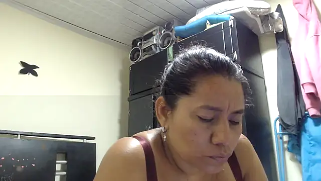 adrixxx38 webcam