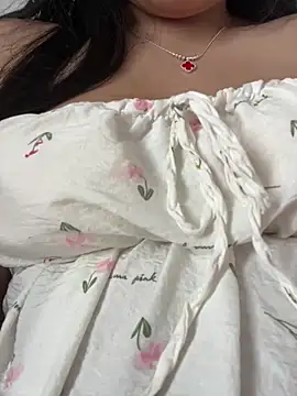 younboo_couple - Younboo_Couple's free webcam - UK Sex Cams