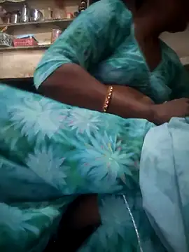 aunty_sumy (F milf) - New phone