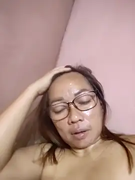 Webcam Model (asianwet4u)  is live.Free join now!