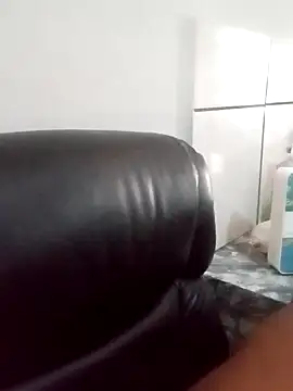 NippleMilkXx webcam