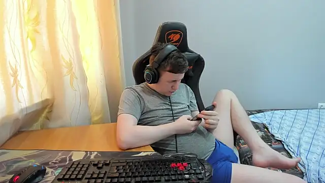 iliaskrislove webcam