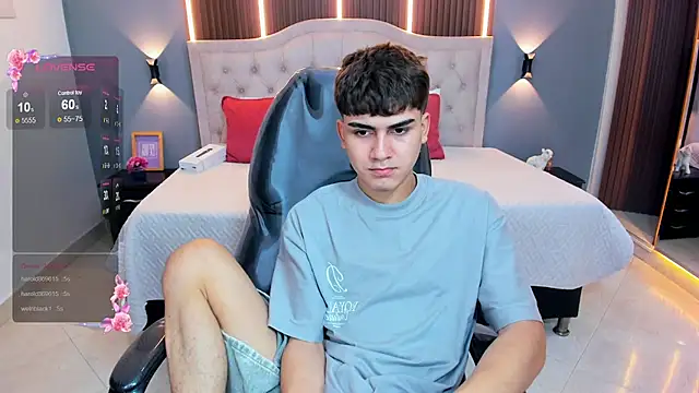 Tommy18__ webcam