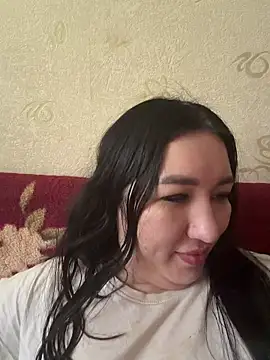 Naughtbaby_2025 webcam
