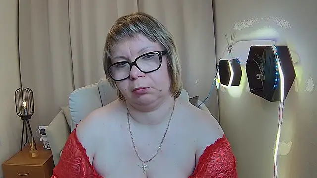BonnnyBoobsy webcam