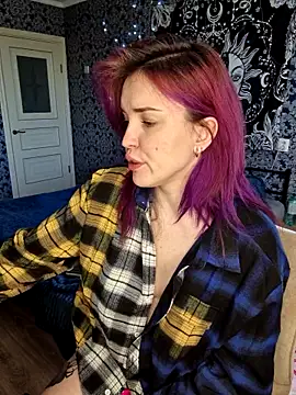 LazyTanukii webcam