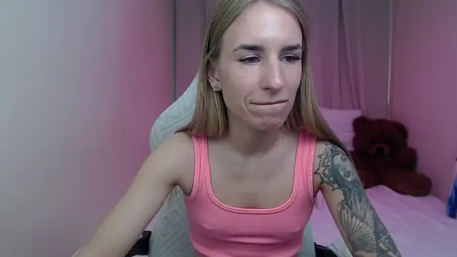DeboraHorny webcam