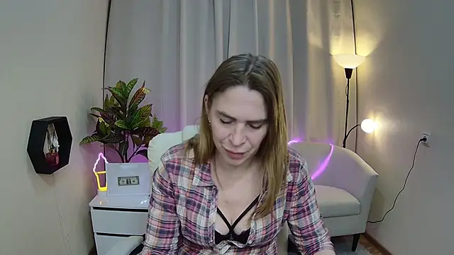 TessaDaybreak webcam