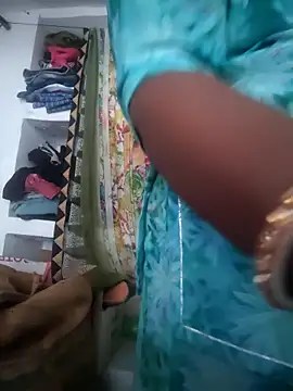 aunty_sumy