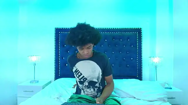Cristal_and_luke webcam