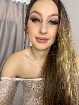 Alyxra webcam