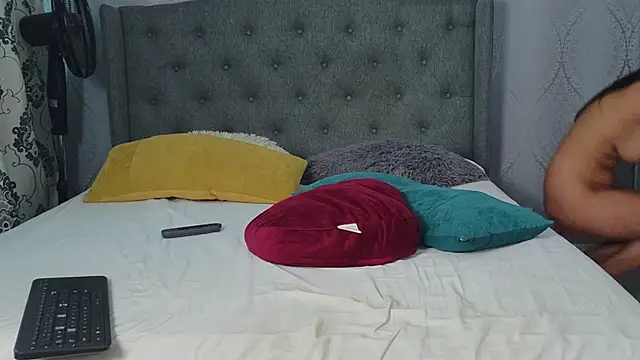 _adelle webcam