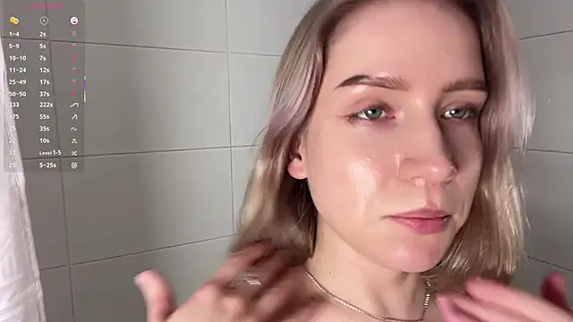 Alice_meow15 webcam