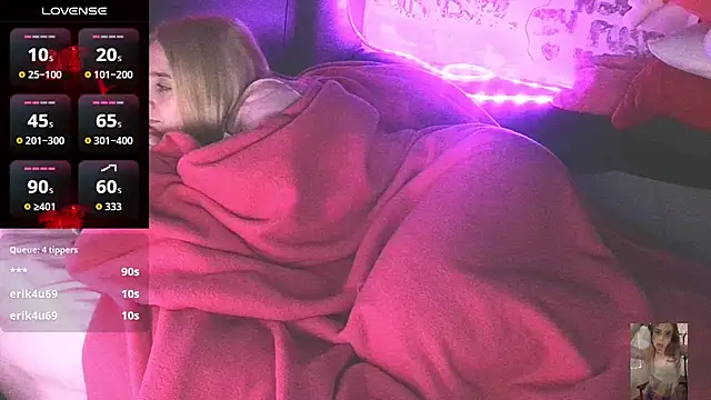 Preview of blondiewithanass