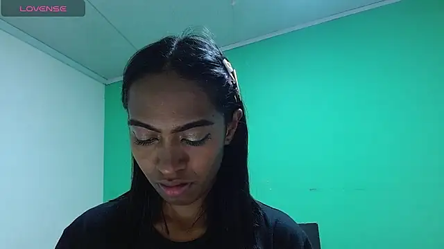 avaleri_cherry webcam