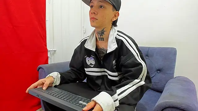 StraightBoy_Nick webcam